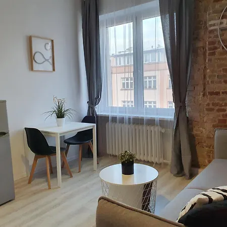 Swietojanska V Appartamento *